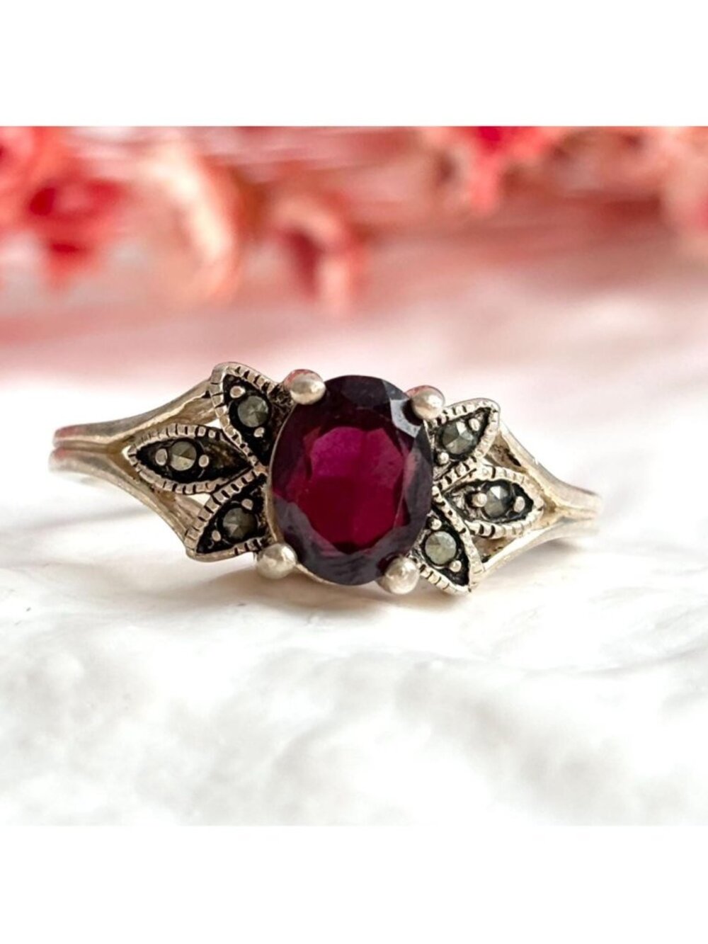 Art Deco Garnet & Marcasite Cluster Sterling Silver 925 Vintage Ring - sz 10